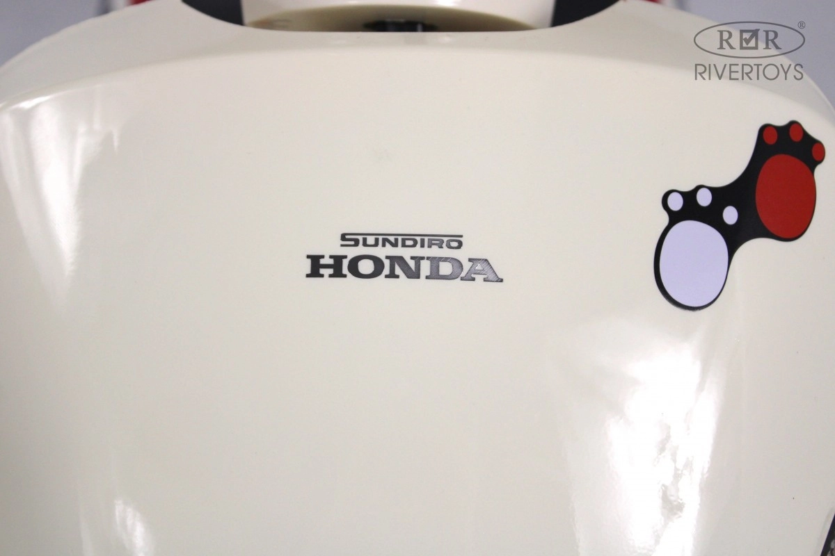 Детский электромотоцикл RiverToys Z555ZZ бежево-красный 3exfyekbtqr2ysetw5b22pp19lomhq3c