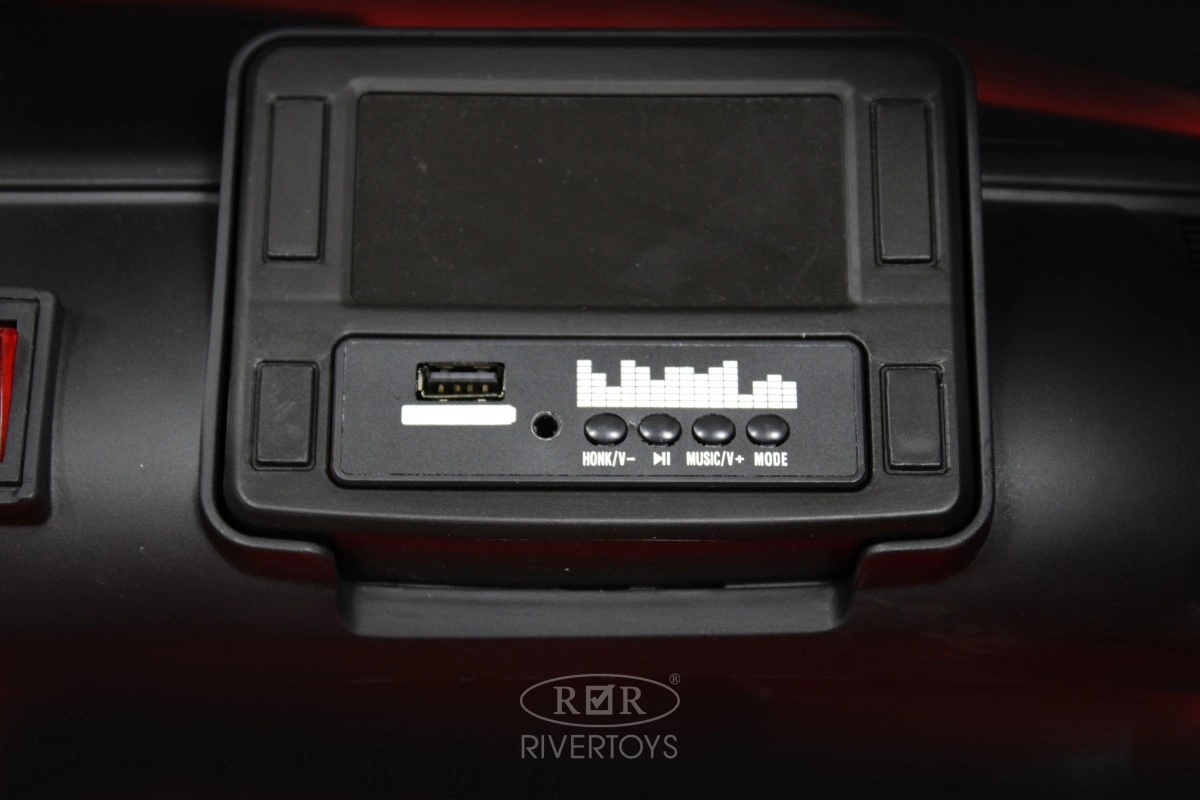 Детский электромобиль RiverToys K999PX белый ys9klpnwkub5sue82qj8fn3fhu0cp3i5