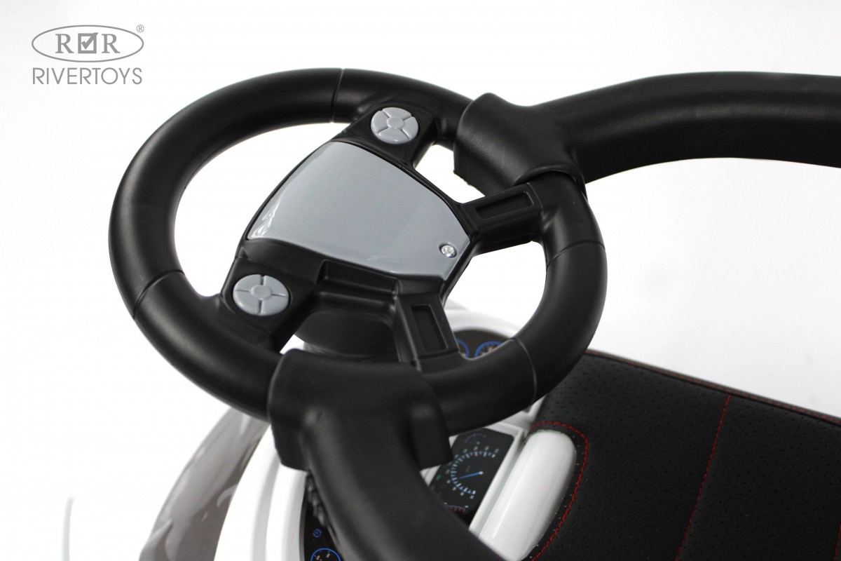 Детский толокар RiverToys L003LL-M белый 48jbyyiujednv0wdyw7ske5l08yfwr1m