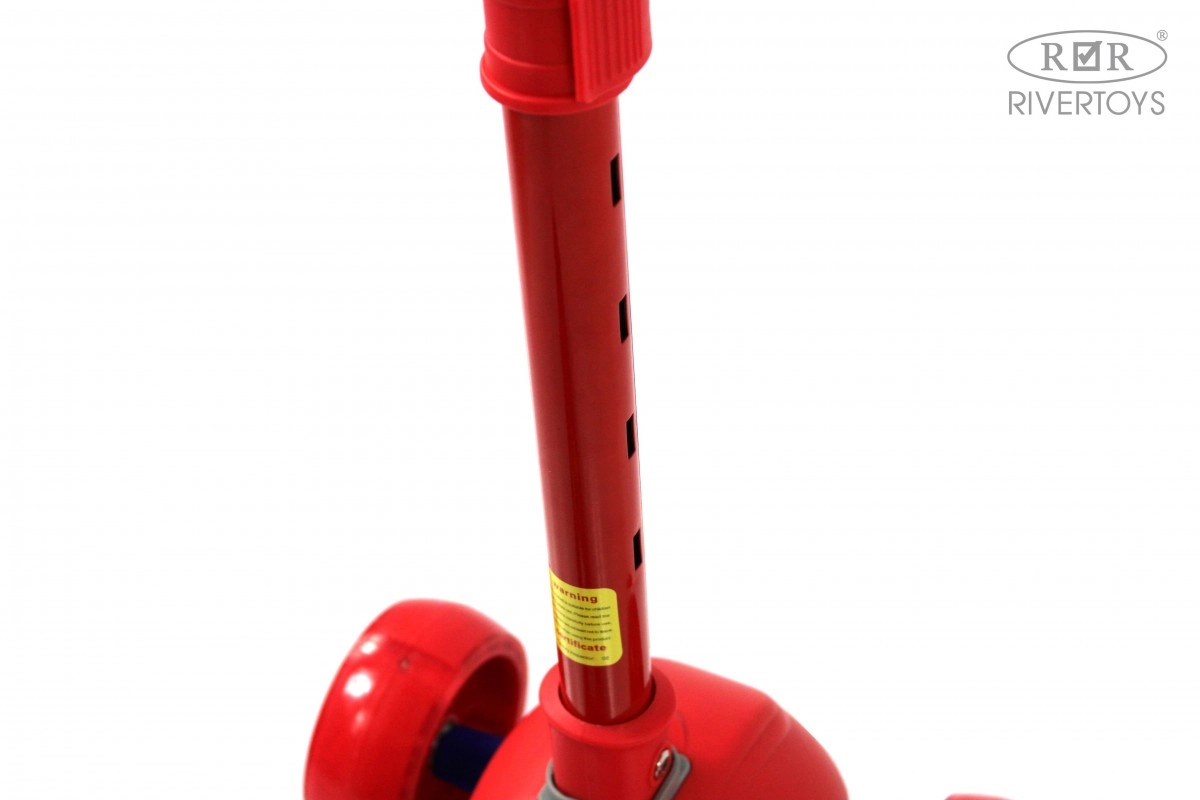 Детский самокат RiverToys HB-105 красный b39l3dyn4a0s6tm2h37v02mhca3nz6nr