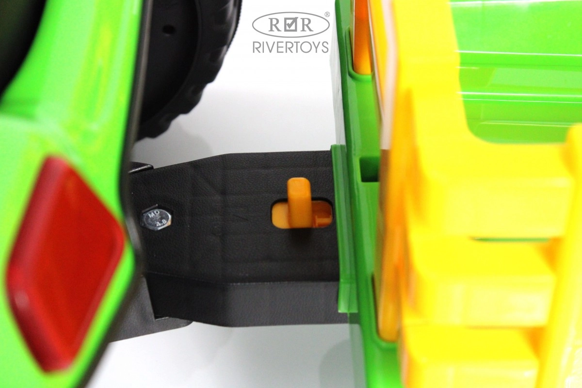 Детский электромобиль RiverToys K111KK зеленый t5alb4tfnfvbdy5u6xdq45hzoj5t1fh2