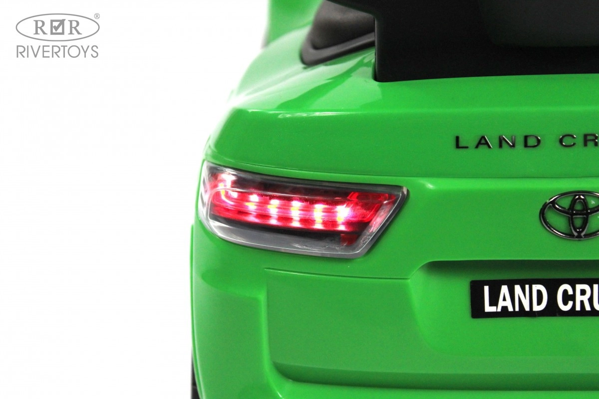 Детский толокар RiverToys Toyota Land Cruiser 300 Z002ZZ-A зеленый u5r7i7rpy1hcrj4stbk6vvfdus2nvml4