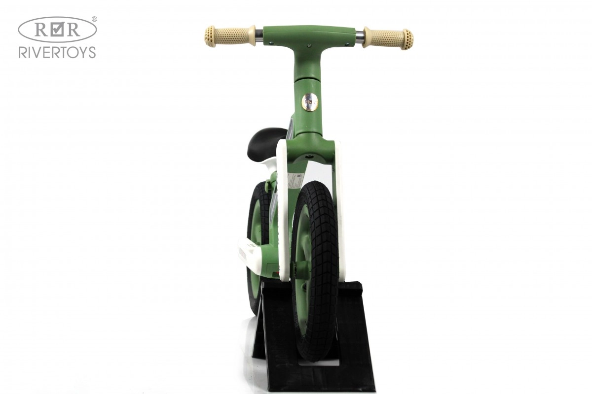 Детский беговел RiverToys HB-002 зеленый buzqhm1yd14mwv73mn1g9jz12q522dw6