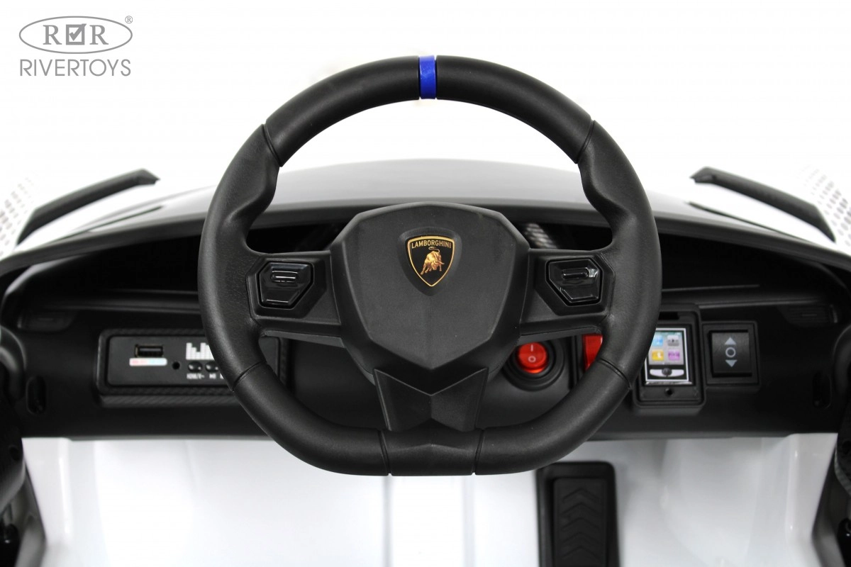 Детский электромобиль RiverToys K888PX белый sgoj2ut327heztri1rljh7wqq1u79a0u