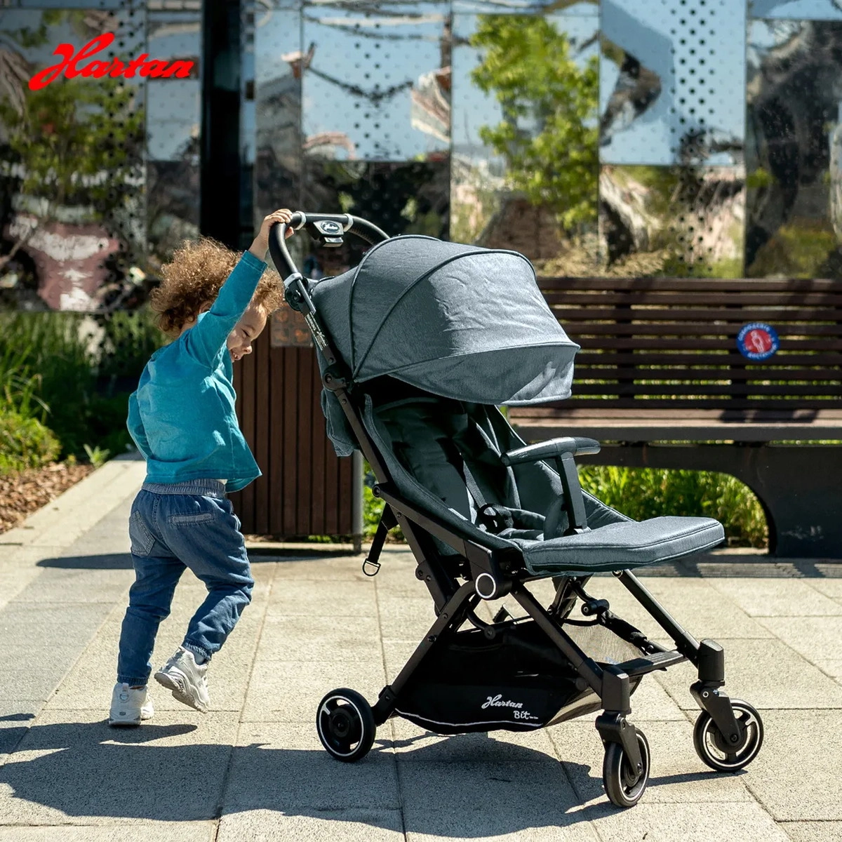 Прогулочная коляска Hartan Bit Dove vclr4jpg7xclvrye5sya6z3lkmarxigp