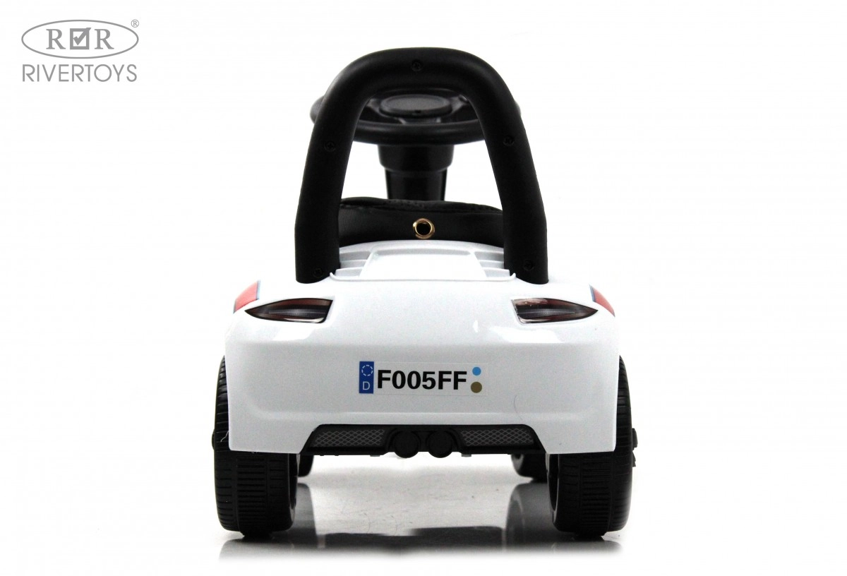 Детский толокар RiverToys F005FF белый 2cj6qmk81qf8x2m75sk92154de74ukjp