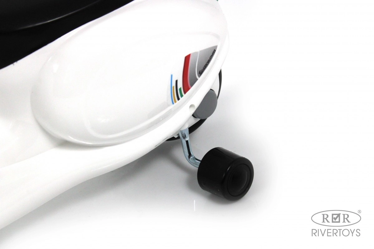 Детский толокар RiverToys G200GG белый zoy73g9rrczcoz9huq9lx3m09f1y4ofw