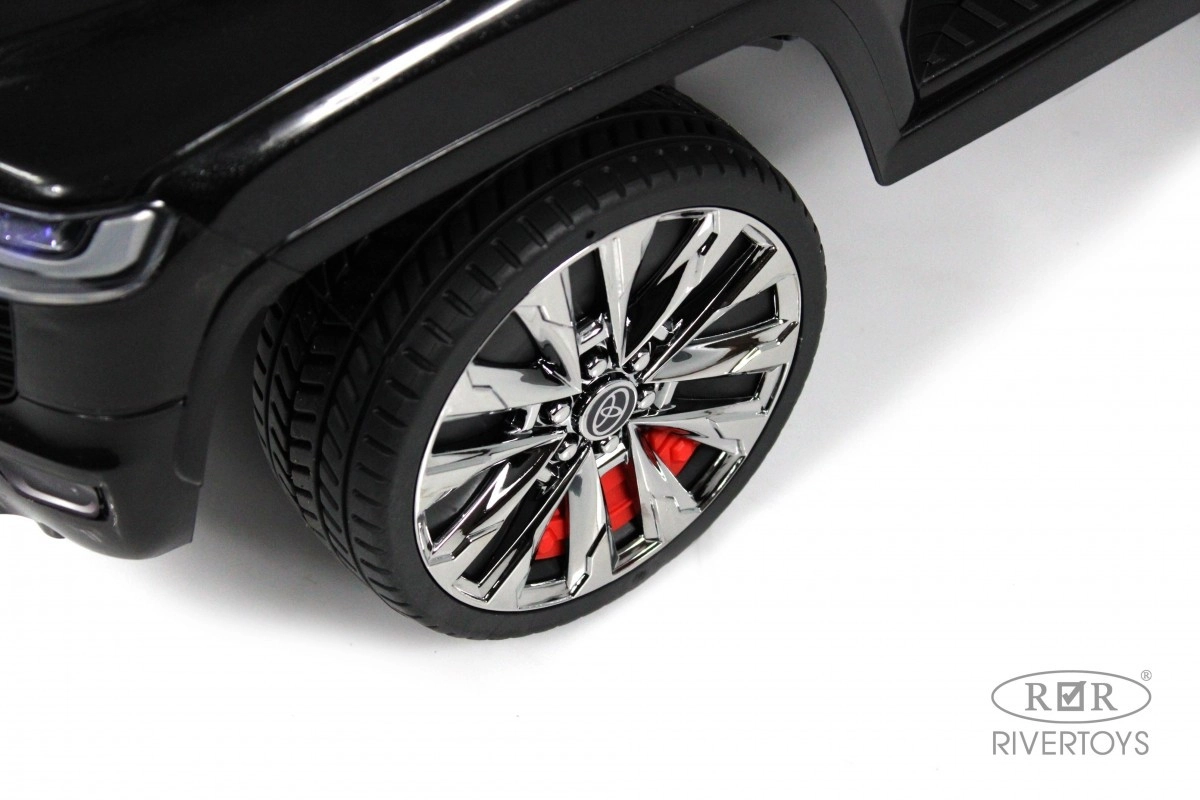 Детский толокар RiverToys Toyota Land Cruiser 300 Z002ZZ-D черный ngtttbfrs6nzn0533h9pov9xskp0z3ju