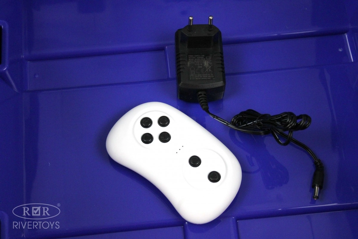 Детский электромобиль RiverТoys O555OO синий rpjdufzo1si4g8u0h2aj3dvkpmuejdbe