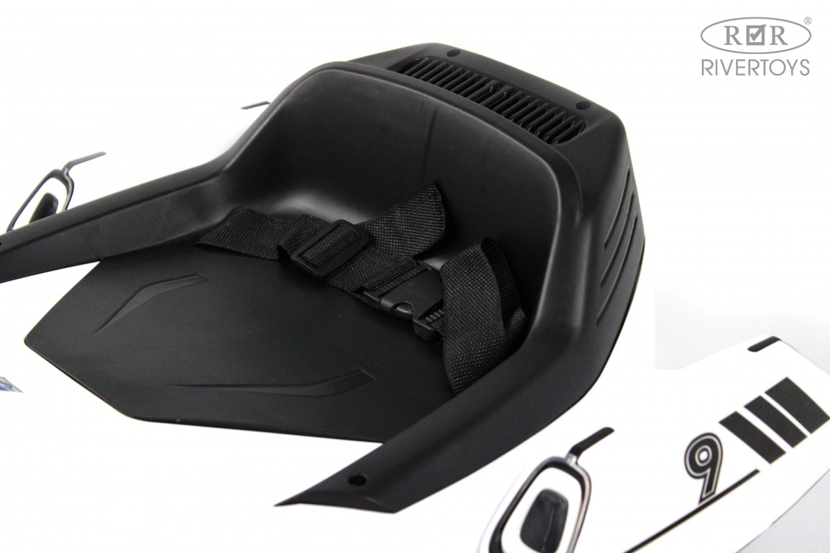 Детский электромобиль RiverToys K009PX белый 8g1p4zvmf57lpjn2sekev6v2ze2g2yj9