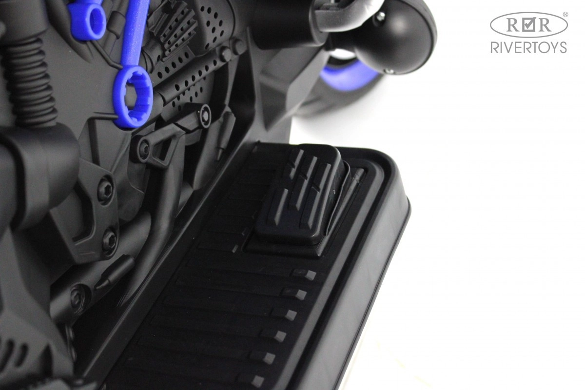 Детский электромотоцикл RiverToys М009БХ синий yzu6r01q1c30l98r24dbxed711yj1bz7