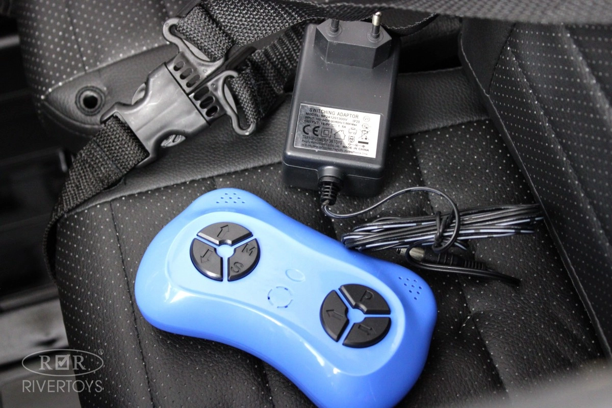 Детский электромобиль RiverToys Mercedes-AMG G63 (S307) черный глянец vf4f3x3muz458caodk1dkbz627o35egs