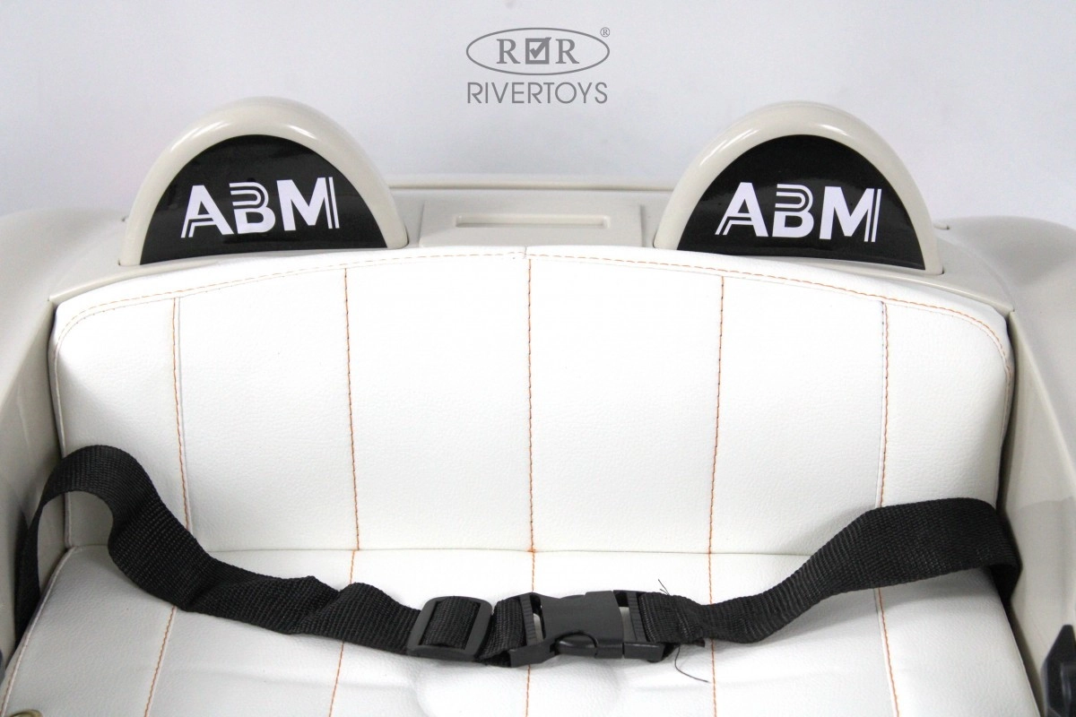 Детский электромобиль RiverToys C555MC белый ypg24rjtt9qqhw3u6o9qafnami8uri9z