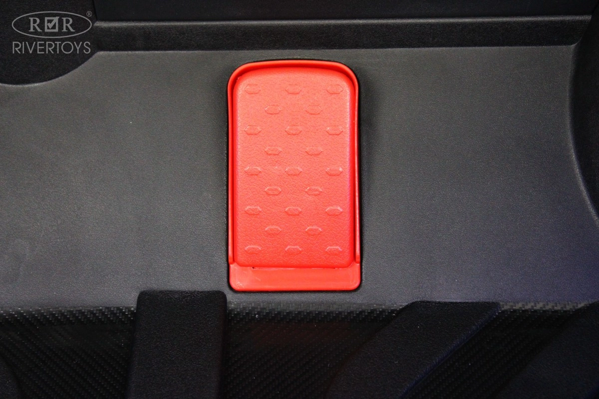 Детский электромобиль RiverToys T777TT 4WD красный Spider 1c4u7hc4052lrvez10mypvn37omc9r46