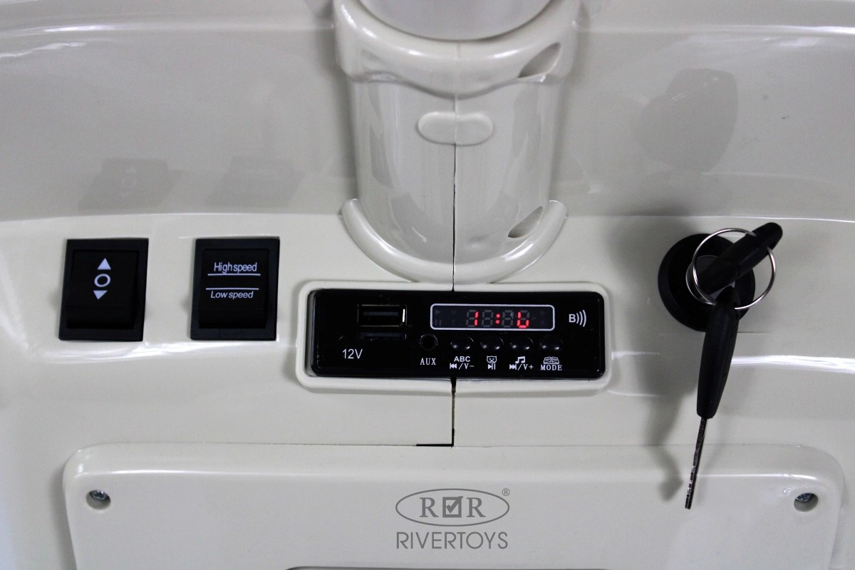 Детский электроскутер RiverToys VESPA M888MM серый uac65fs4ialinfid3tpgysbp0v99fdgl