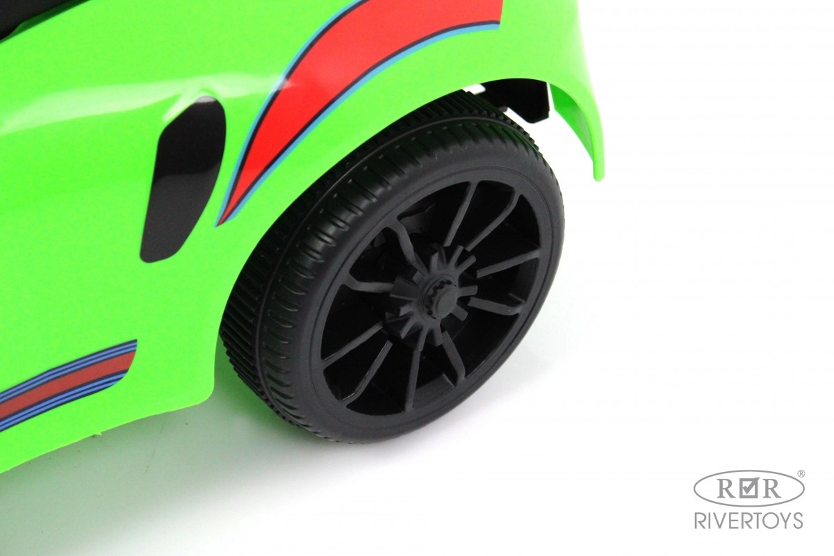 Детский толокар RiverToys F005FF зеленый v5ctzg8s6dmozz7jrr2sj9df66zma3ul