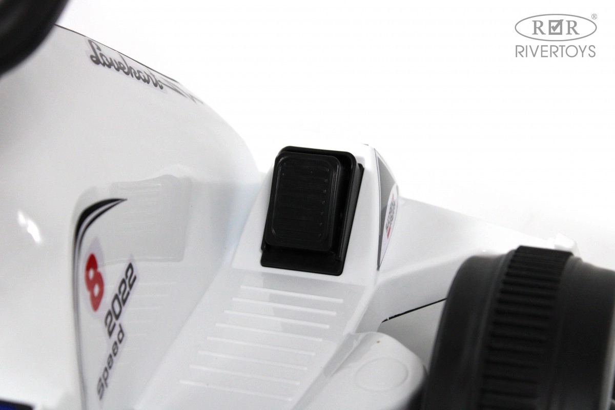 Детский электромобиль RiverToys K008PX белый vxfisu9ds5mvn8xf25dd0n7uco15w94w