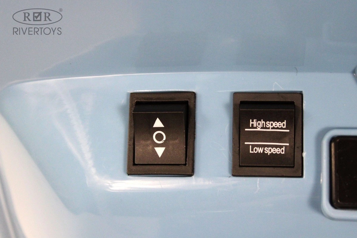 Детский электроскутер RiverToys VESPA M888MM синий gkbaqztxewxrmez5ensxva4fuokknl29