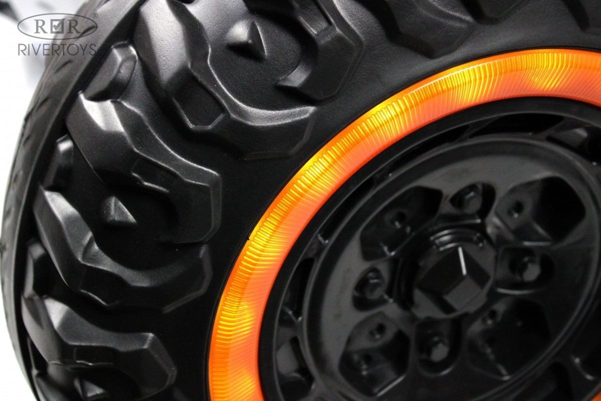 Детский электромобиль RiverToys E001EE оранжевый gnc2uugj0gtsvgi152i93sinr7f97moi