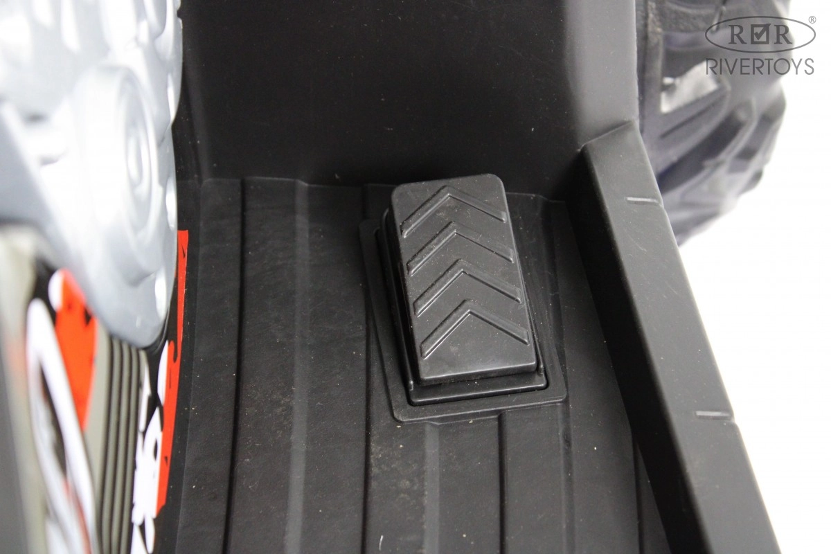 Детский электромобиль RiverToys X999XX зеленый камуфляж alwito2n9p6uy2ps7a60eg16w6c34h4u