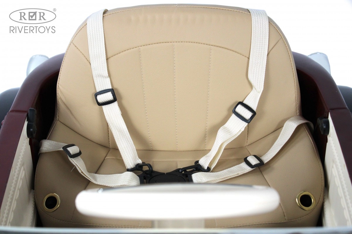 Детский электромобиль RiverToys X005XX красно-черный eg83jpnyv4wq09r5nrep12aemy7lf60s