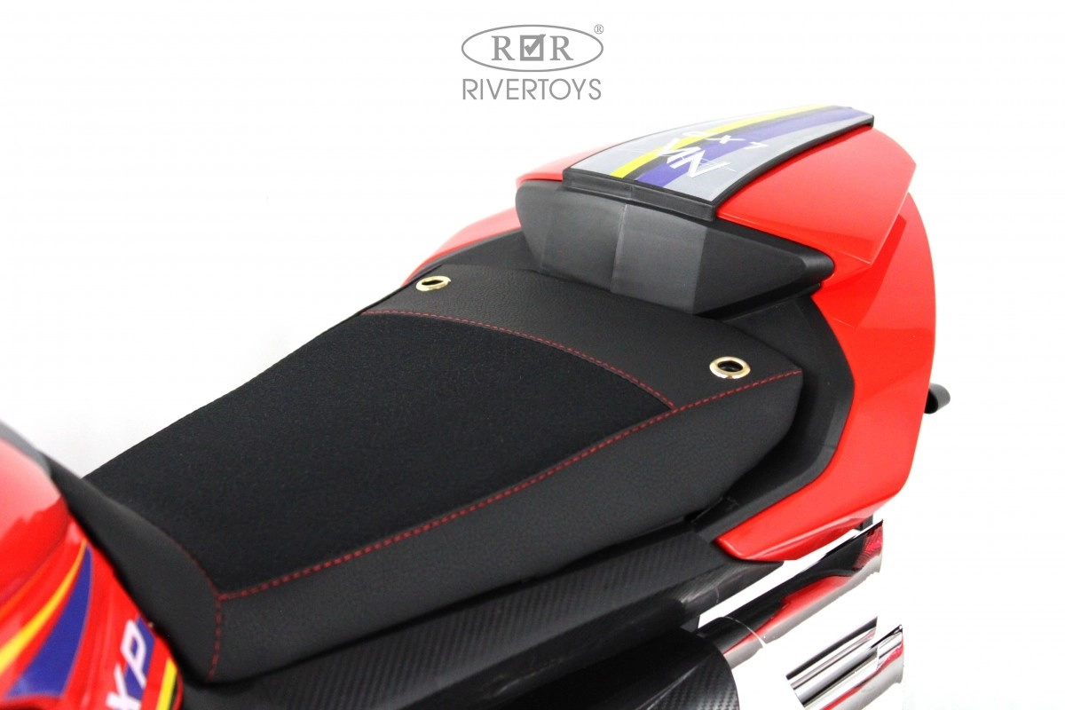 Детский электромотоцикл RiverToys C111MC красный nimu858v1x4cwof2jth0olohkb8kxvco