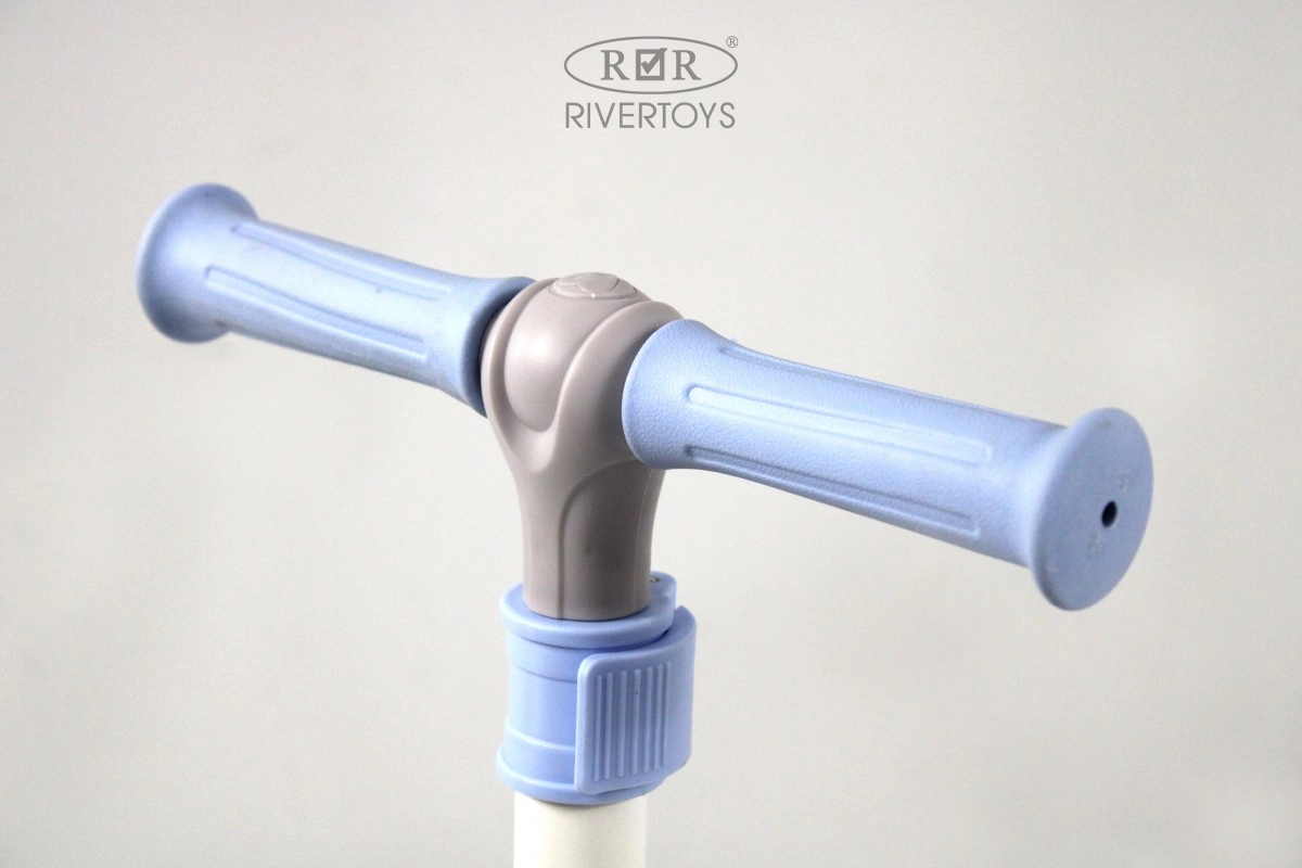 Детский самокат RiverToys HB-T8 голубой nh6bq72yh6lmu30f5zfhpjxlbe21j7v8