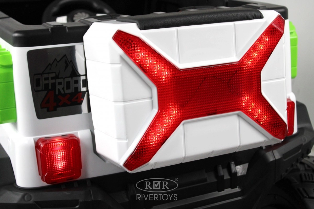 Детский электромобиль RiverToys М003БХ белый b4sq4ri5dgy9hzhhge84ayj0kz0s1wf9