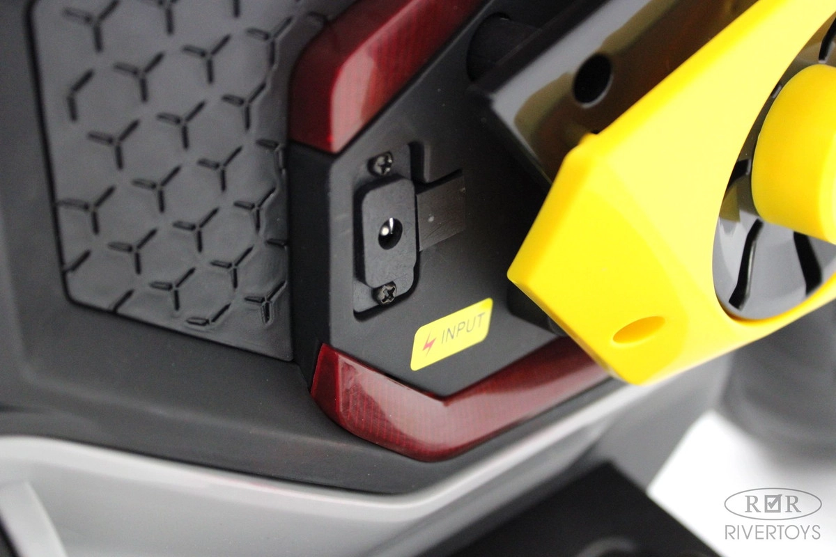 Детский трицикл RiverToys X222XX желтый 4o9gwo6il031ivo97uqoaa22ied1tan4