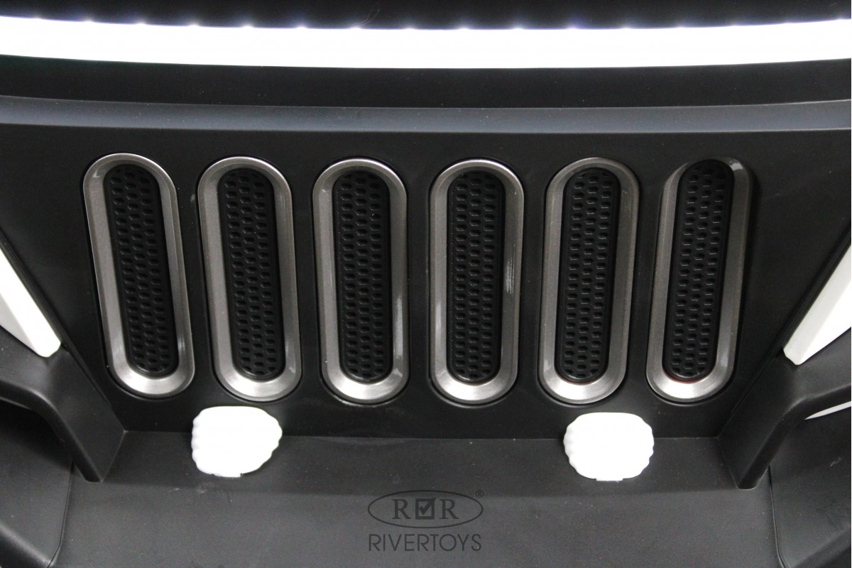 Детский электромобиль RiverToys X888XX белый njcrlglgz7th1j01hefnuvifkvk9j79j