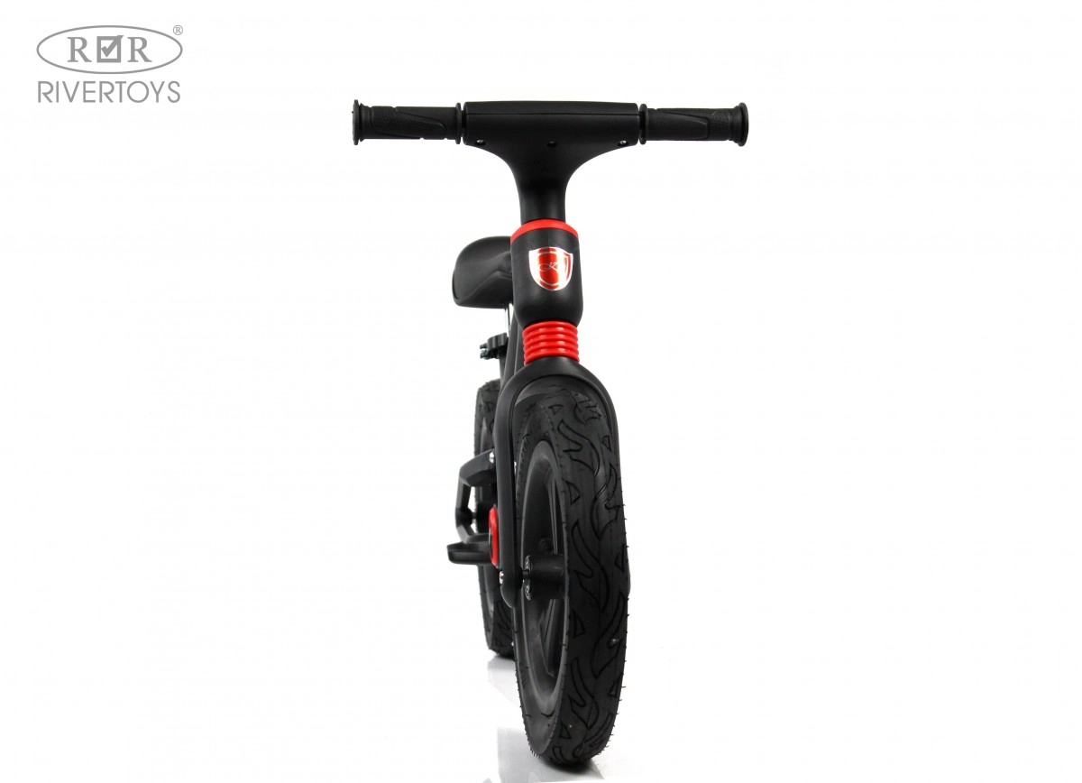 Детский беговел RiverToys М002БХ черный fzst7pgethok2gyqu2g0syvk4sdbkl3e
