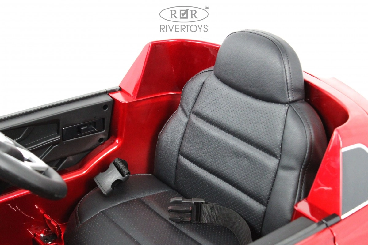 Детский электромобиль RiverToys AUDI Q7 HL678 красный глянец 0magbu7dse2s9enfar22109f5yc56kch