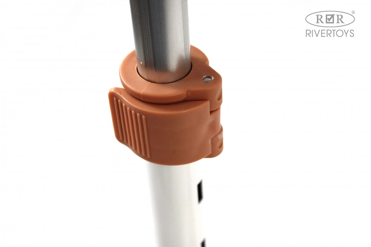 Детский самокат RiverToys HB-T8 коричневый 5y881hr10d2081n5yy3k435oz07or6pf