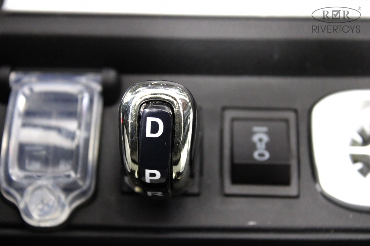 Детский электромобиль RiverToys Mercedes Benz G63 Y777YY черный 05eb7cgqxv28tql0u9amj9fj2fxg9drl