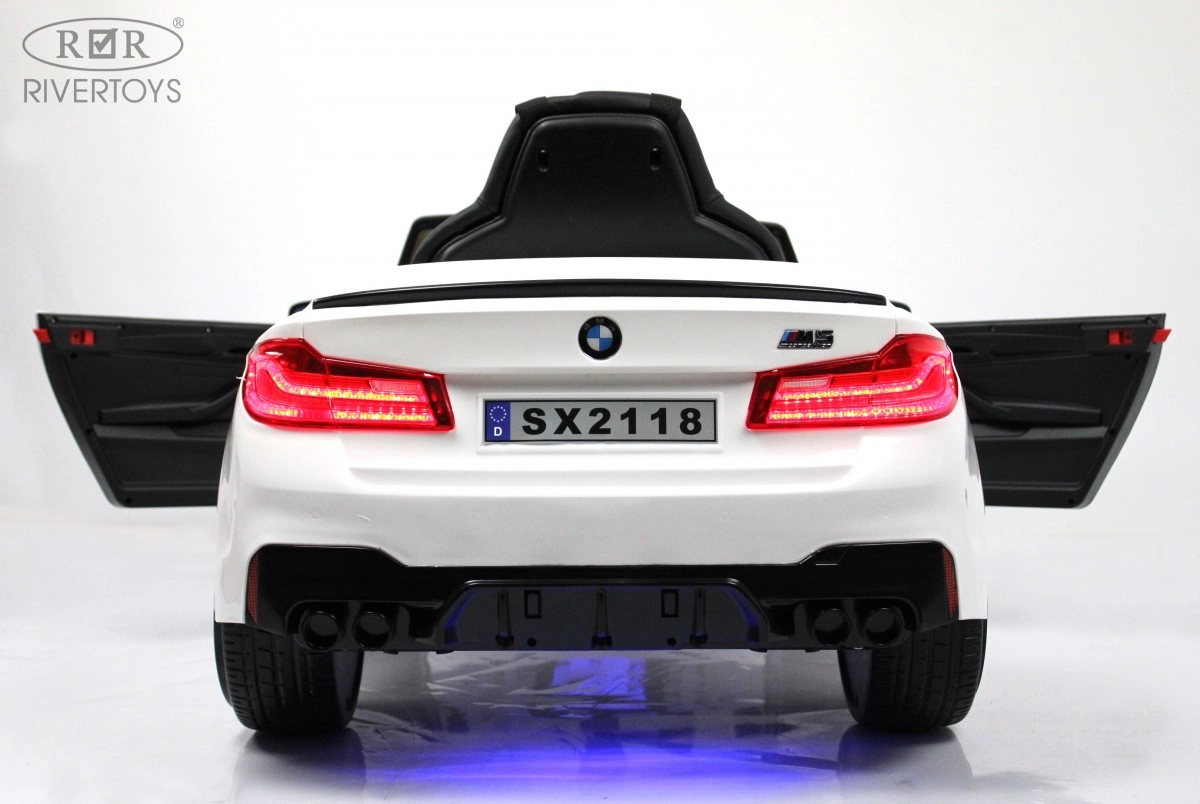 Детский электромобиль RiverToys BMW M5 Competition A555MP белый frx7ggbsvf0d89o4nrhemkjpcgy0sgtx