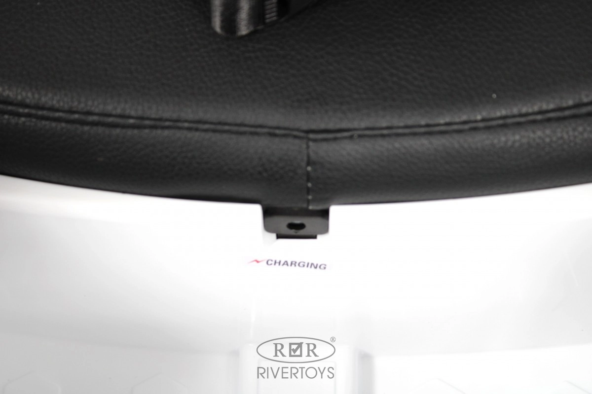 Детский электромобиль RiverToys K888PX белый 4mcaslr4hn23h3am9p0qqb4ddhff6xqa