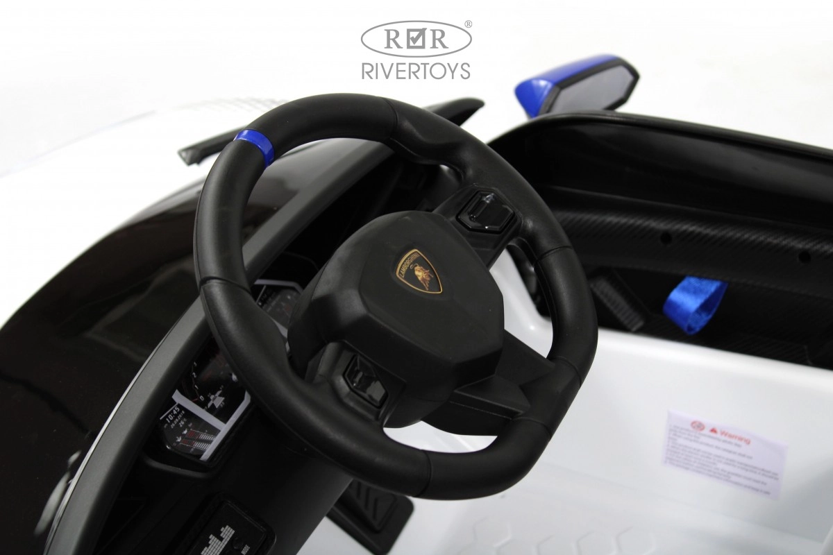 Детский электромобиль RiverToys K888PX белый ddcvkc3zq84ar0k238cexzvoni25bijg