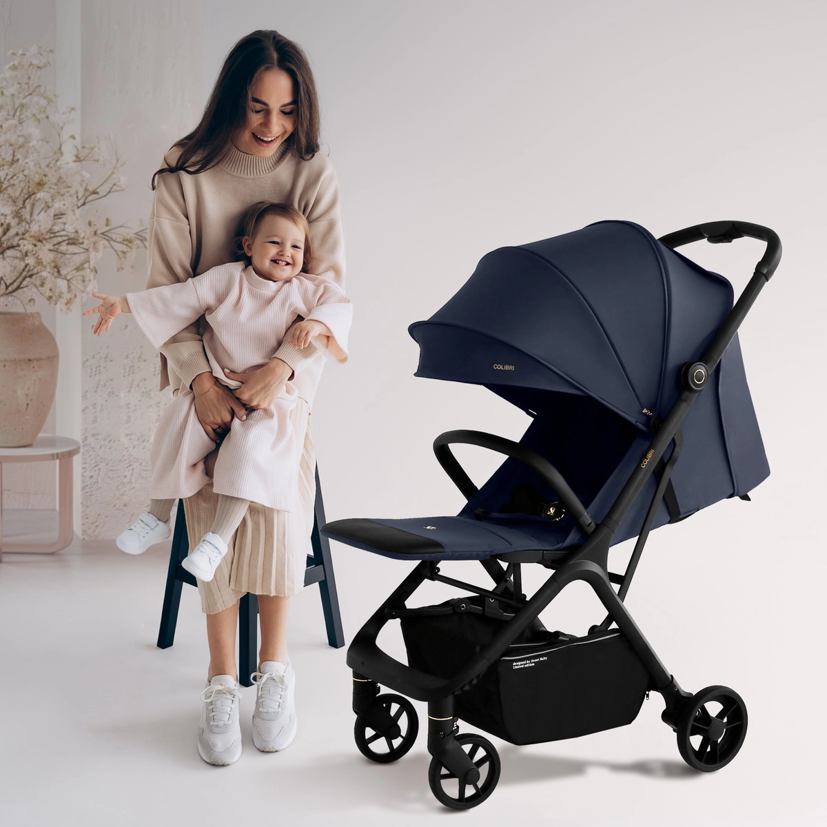 Прогулочная коляска Sweet Baby Colibri Dark Blue h50juq0pu48suit979icpgo42ihc04km