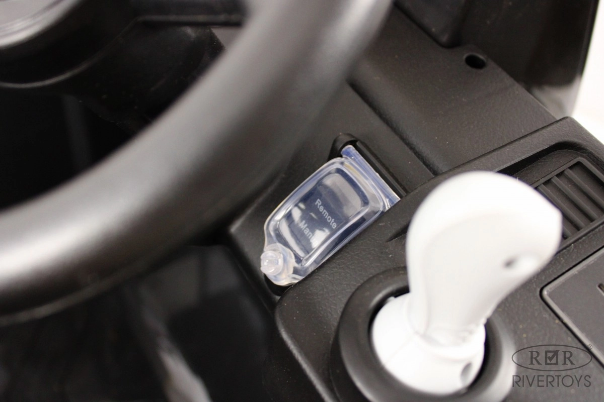 Детский электромобиль RiverToys трактор Volvo Y444YY YELLOW желтый 0kvdnclhy3a86c1o2w8txnthfeyk6zyf