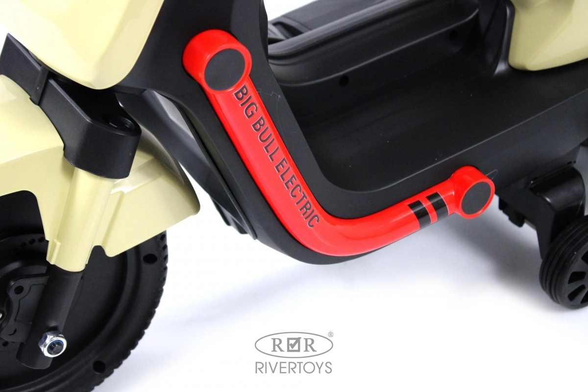 Детский электромобиль RiverToys G888GG молочный gqiikcct25m64bzxb9h8c8e6c3ni8u1a