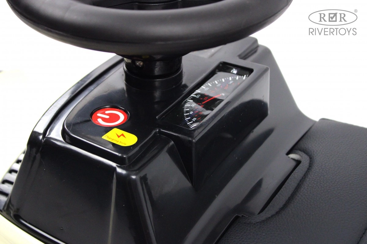 Детский толокар RiverToys Mercedes-AMG 300S G300GG белый nfnvu123gpzcso2rncrxme0n2ablw6xr