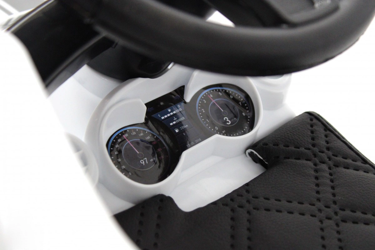 Детский толокар RiverToys F001FF-P с родительской ручкой белый 6l51izr06eh1a7s73eeoef5t4hk3je39