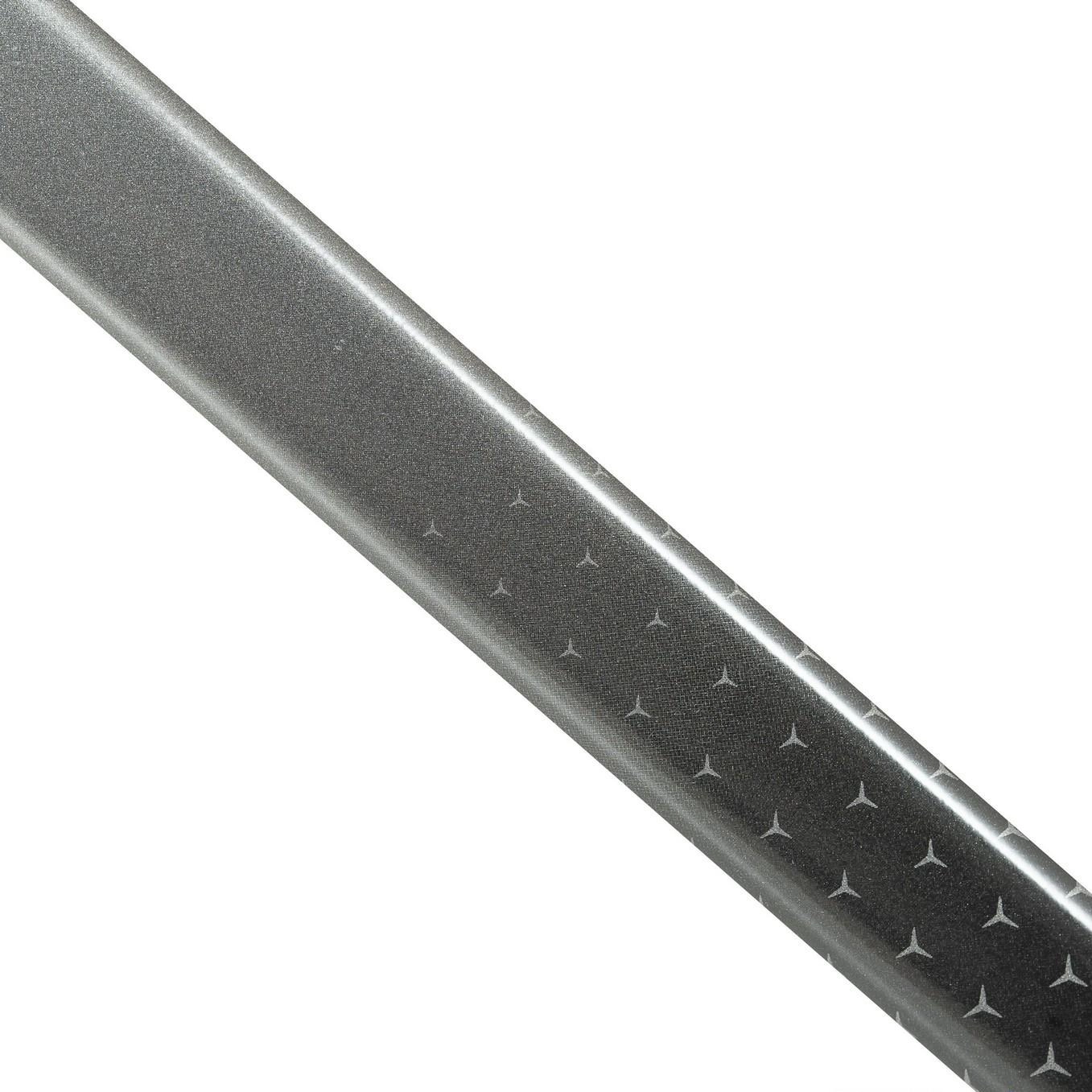 Mercedes-Benz-Detail-Rahmenschere-Pattern-218