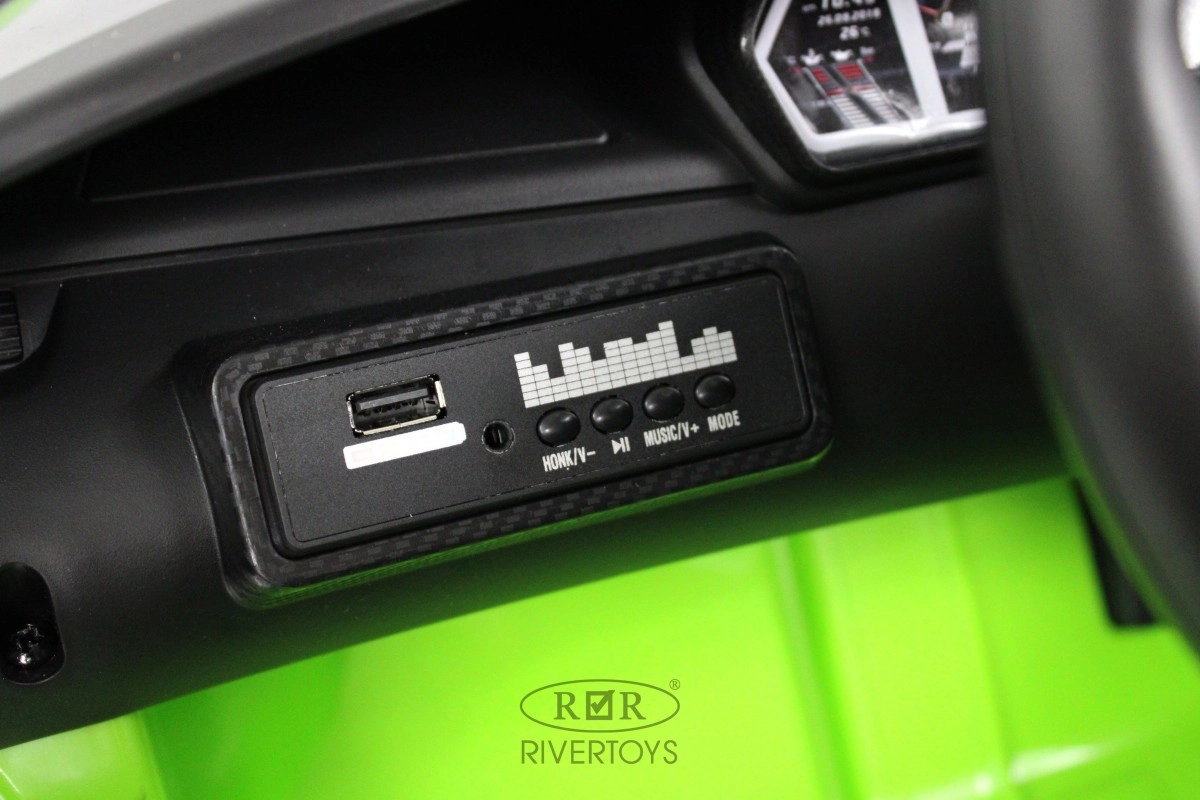 Детский электромобиль RiverToys K888PX зеленый zws5jvu96vewqhjwin2wj60xjcze4ygn