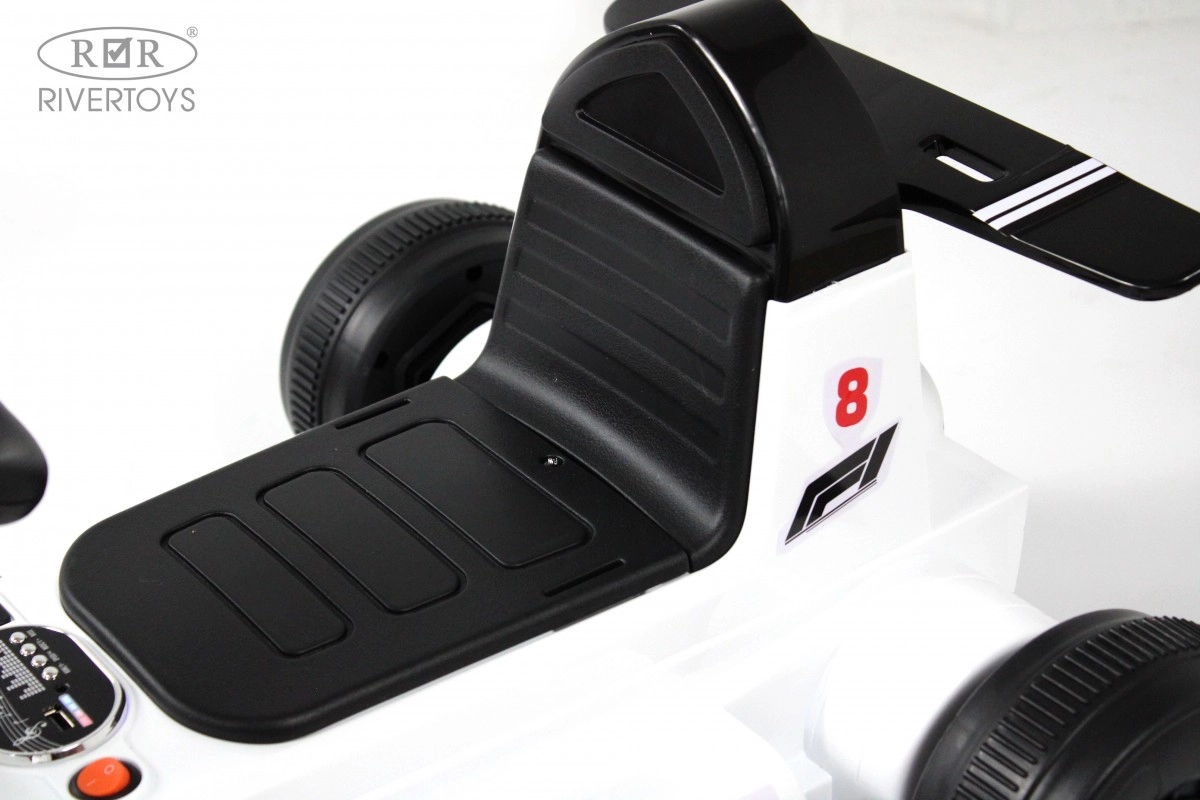 Детский электромобиль RiverToys K008PX белый h581b5xja7ly8ei8l9cdmy7rezhtk4wd