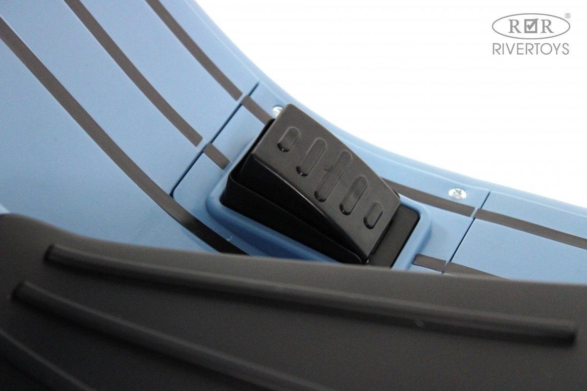 Детский электроскутер RiverToys VESPA M888MM синий xl1gozcdb442t53720ke6meuqd155weg