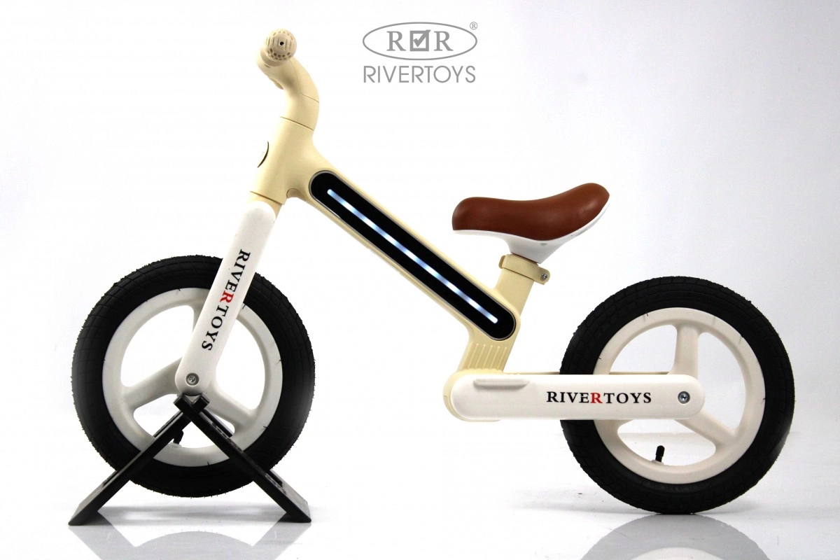 Детский беговел RiverToys HB-002 бежевый f5api2ss2gn7l7haezjw2vos5spr0816